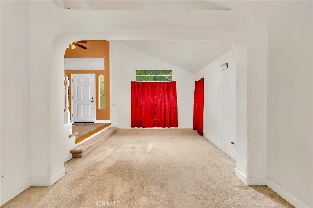 Chowchilla, California 93610, United States, 5 Bedrooms Bedrooms, ,3 BathroomsBathrooms,Residential,Active,235403