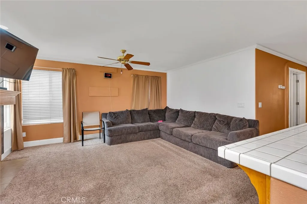 Chowchilla, California 93610, United States, 5 Bedrooms Bedrooms, ,3 BathroomsBathrooms,Residential,Active,235403