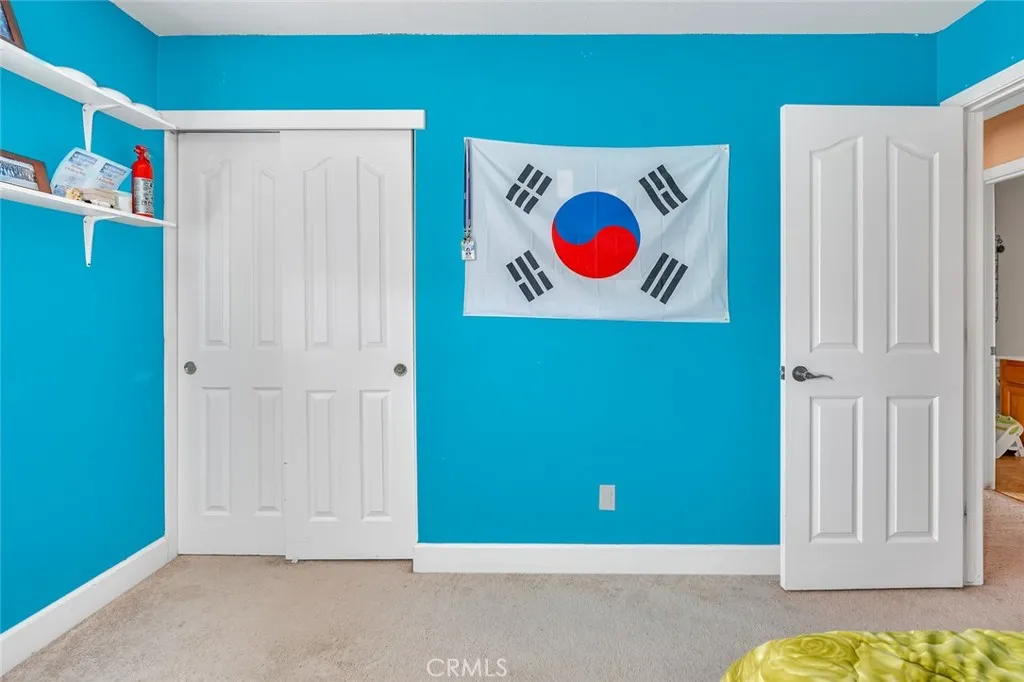 Chowchilla, California 93610, United States, 5 Bedrooms Bedrooms, ,3 BathroomsBathrooms,Residential,Active,235403