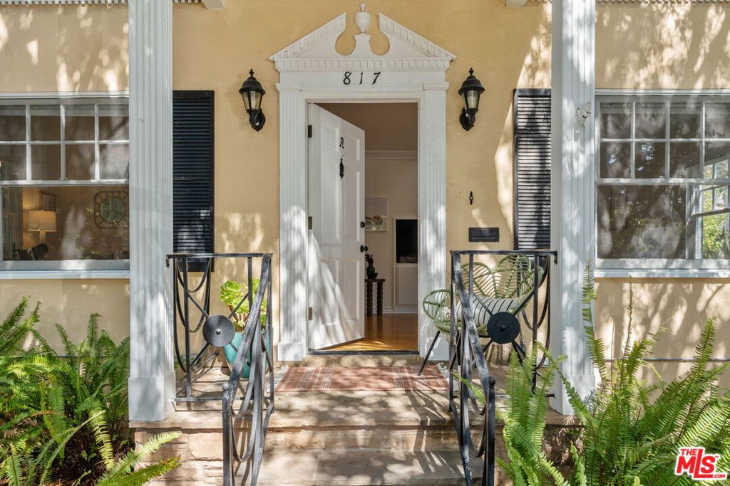 A jewel box. A true treasure. A tree house. Right off of famed Montana Ave, is an adorable townhome condo that is quaint and colonial on the outside and serene and fully equipped on the inside. This is a front end unit with its own entrance. The pictures tell a perfect story of what a sweet lifestyle opportunity this is. A spacious and full kitchen with plenty of room to entertain, a cozy living room to watch the families stroll by and treetop view bedrooms share what I call, a hotel bathroom. It feels like the Ritz in this huge bathroom! You can walk to all of your favorite shops, attend Roosevelt Elementary, jog along the Pacific bluffs, or sweat it out on the SM stairs. The private front garden is all yours to use, but it is technically common area on paper. This home has been lovingly maintained for three decades and is ready for its new owner.