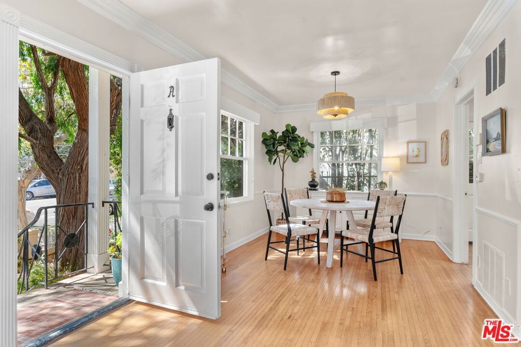 Photo of 817 6th Street #A, Santa Monica, CA 90403 (MLS # 25601831)