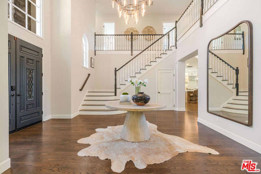 Photo of 11797 CHAPARAL Street, Los Angeles, CA 90049 (MLS # 26832801)