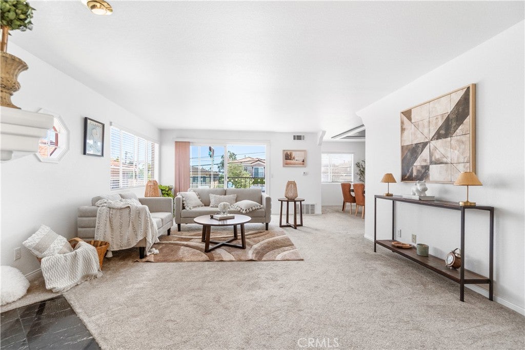 1252 W 22nd