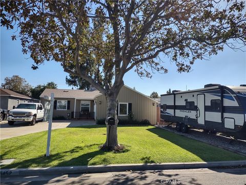 Photo of 5452 Sierra Street, Riverside, CA 92504 (MLS # TR25239595) Photo of 5452 Sierra Street, Riverside, CA 92504 (MLS # TR25239595)