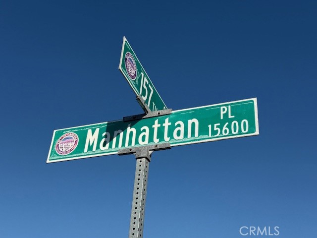 15616 S MANHATTAN Place