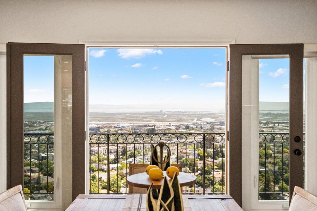 70 Ensenada Road