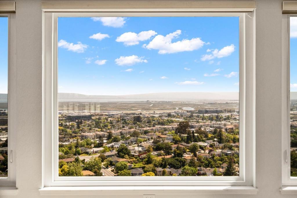 70 Ensenada Road