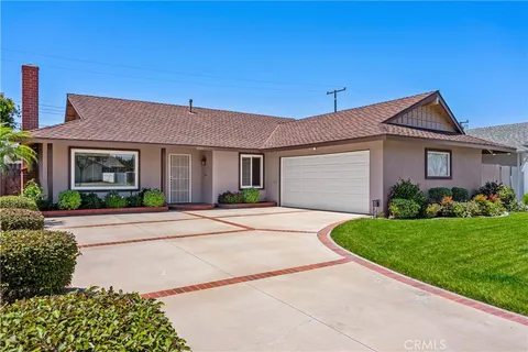 MLS: OC26094880