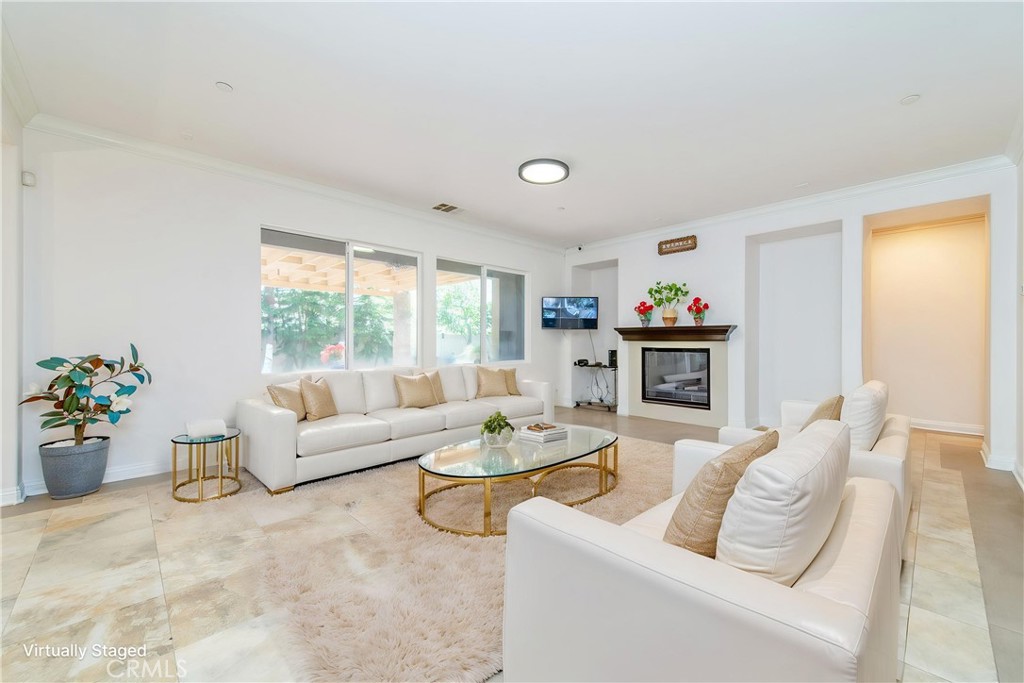 13925 Barnett