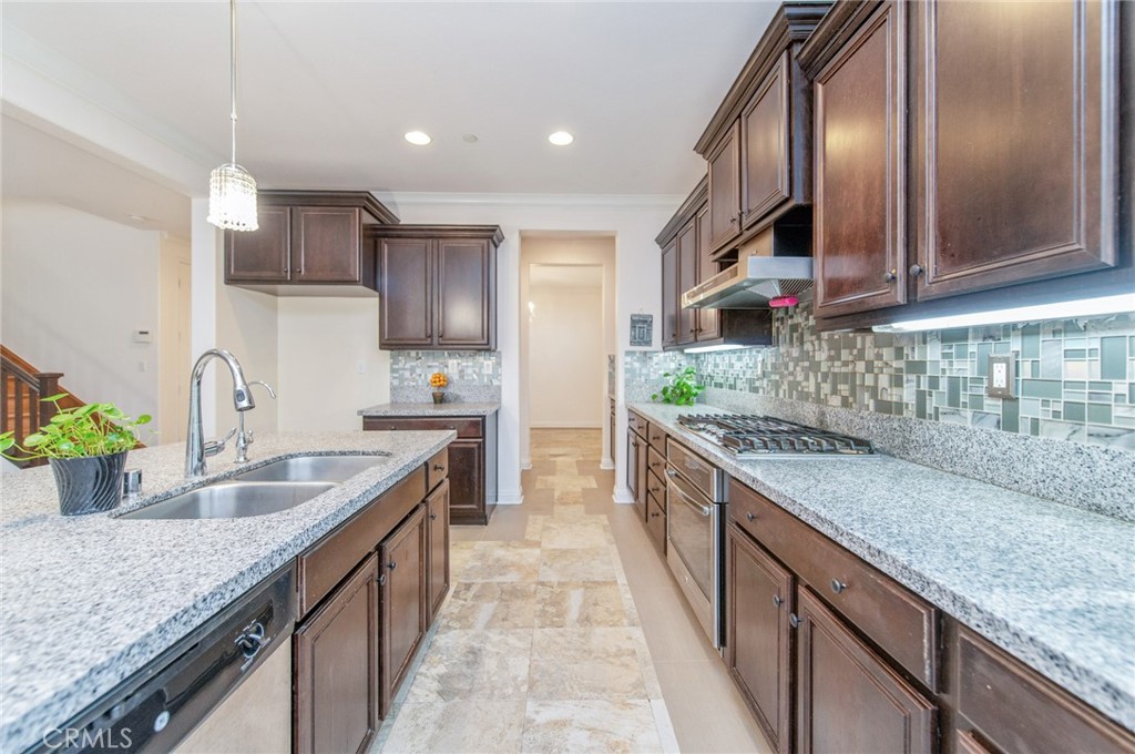 13925 Barnett
