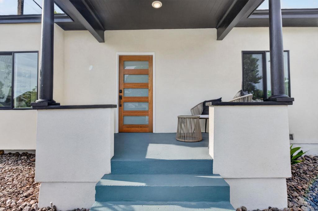 1526 Meade Avenue