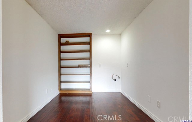 Not Applicable-105 - Residential Lease