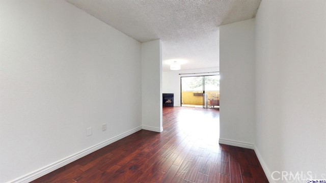 Not Applicable-105 - Residential Lease
