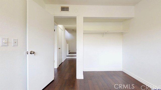 Not Applicable-105 - Residential Lease