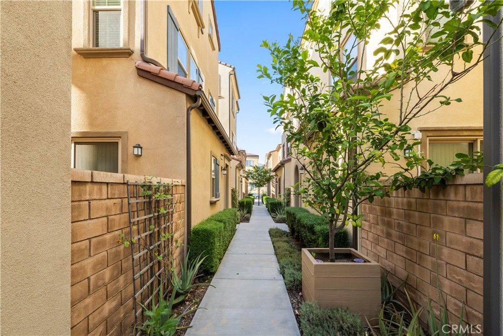 Photo of 831 Wintergreen Way, Upland, CA 91786 (MLS # CV26077084)