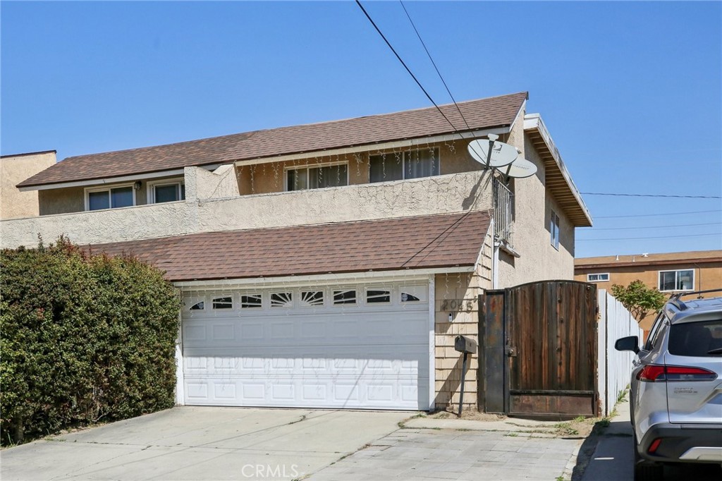 2045 W Cameron Street