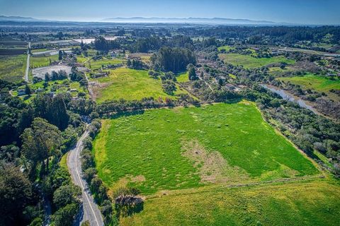 Photo of 571 Calabasas Road, Watsonville, CA 95076 (MLS # ML82040072)