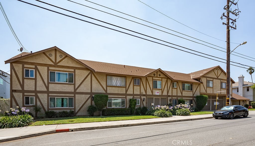 317 S Almansor Street 9