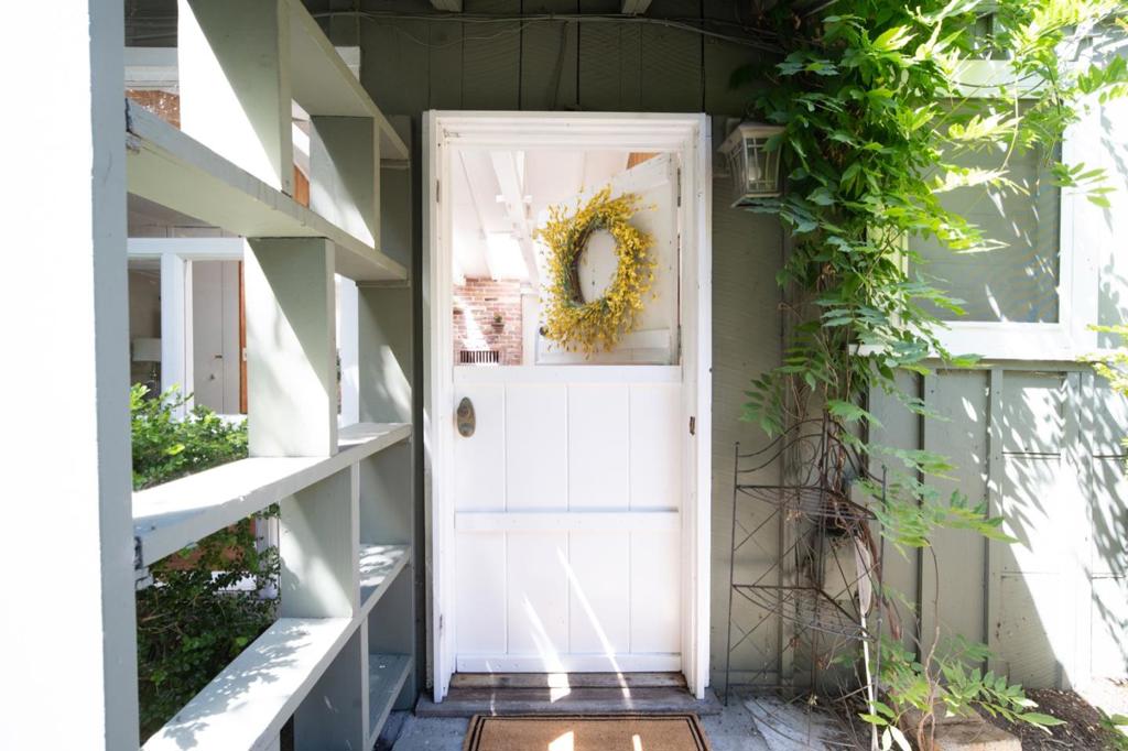 136 2nd Street