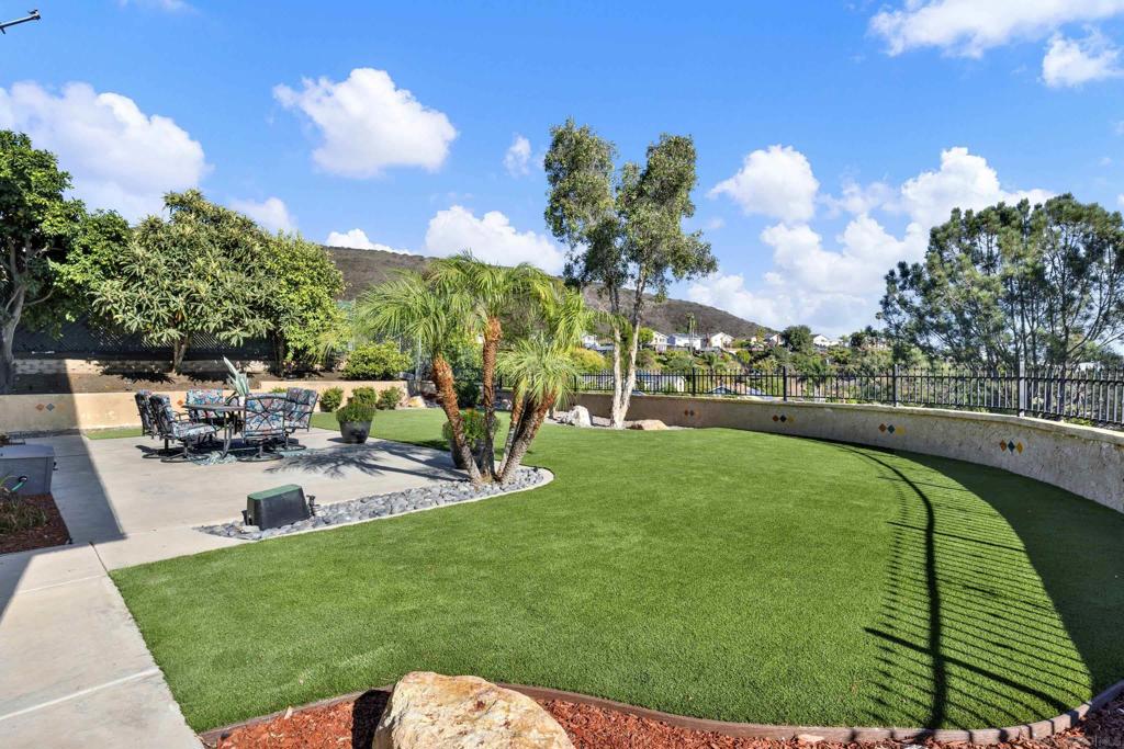 9959 Riverhead Dr