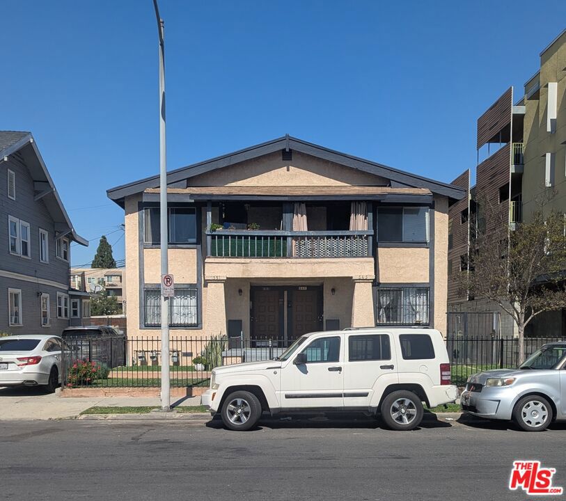 545 W 41st Street