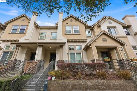 Photo of 35185 35185 11Th St, Union City, CA 94587 (MLS # 41125026)