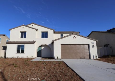 1713 Wren Avenue Redlands CA 92374