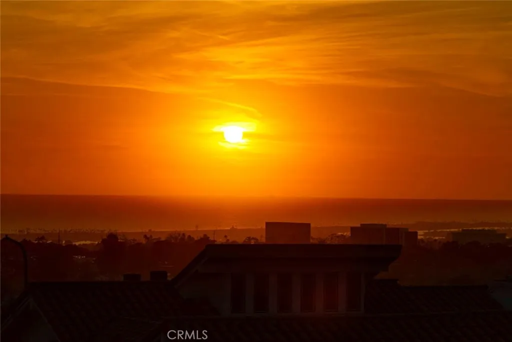 Newport Beach, California 92660, United States, 3 Bedrooms Bedrooms, ,3 BathroomsBathrooms,Residential,Active,153365