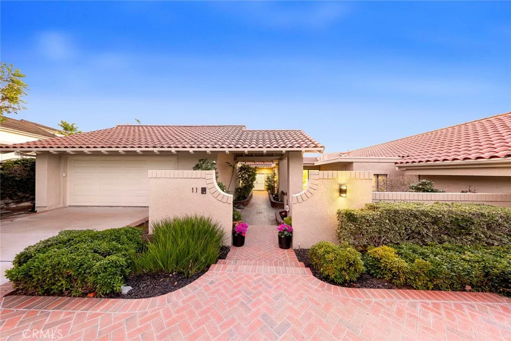 Newport Beach, California 92660, United States, 3 Bedrooms Bedrooms, ,3 BathroomsBathrooms,Residential,Active,153365