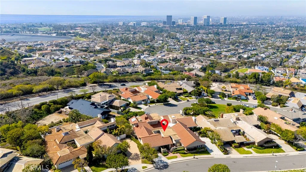 Newport Beach, California 92660, United States, 3 Bedrooms Bedrooms, ,3 BathroomsBathrooms,Residential,Active,153365