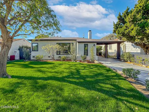 Photo of 2617 Veteran Avenue, Los Angeles, CA 90064 (MLS # 226000436)