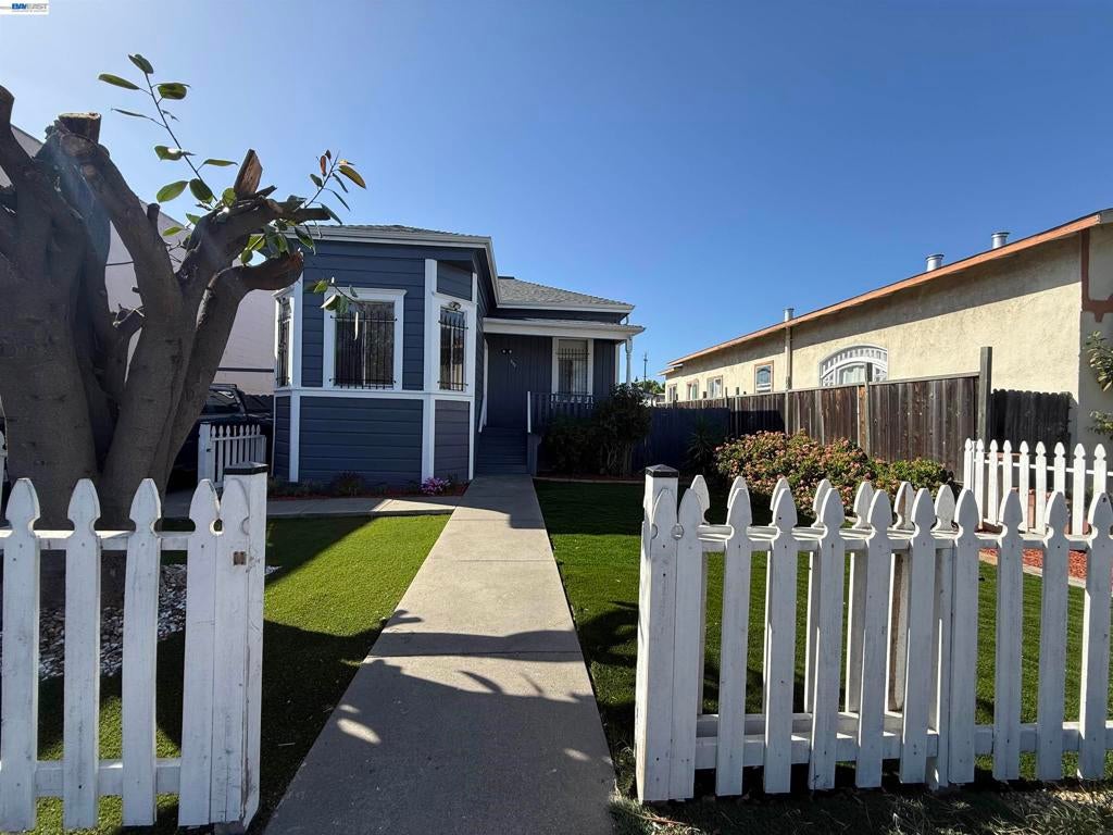 550 Marina Blvd Blvd