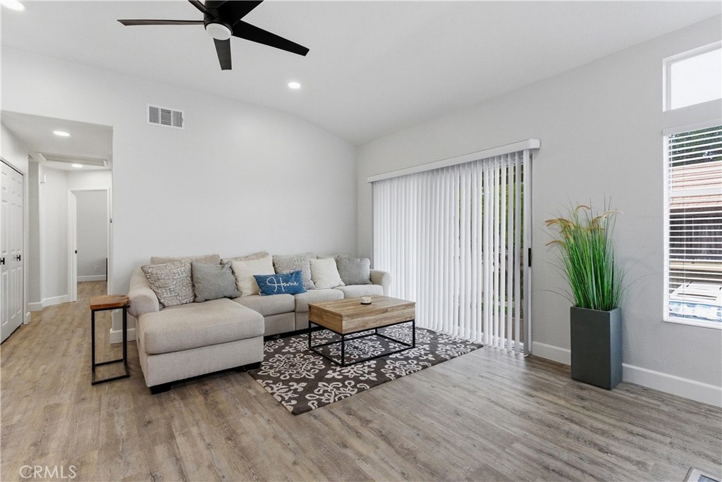 8070 E Oak Ridge Circle