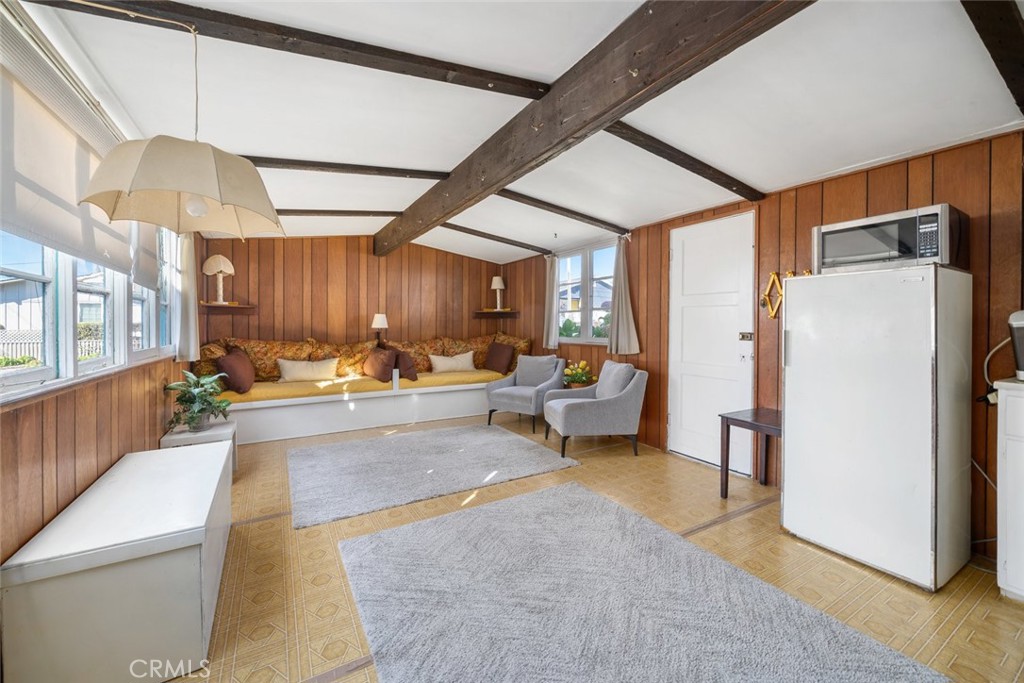 Properties 2 408 Sicily