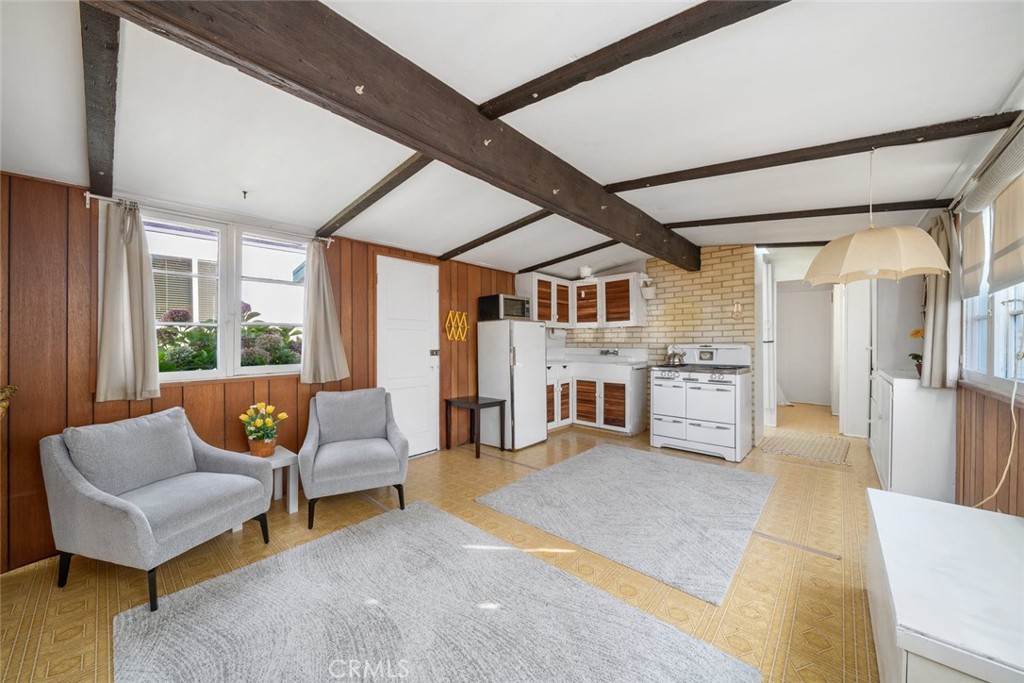 Properties 4 408 Sicily