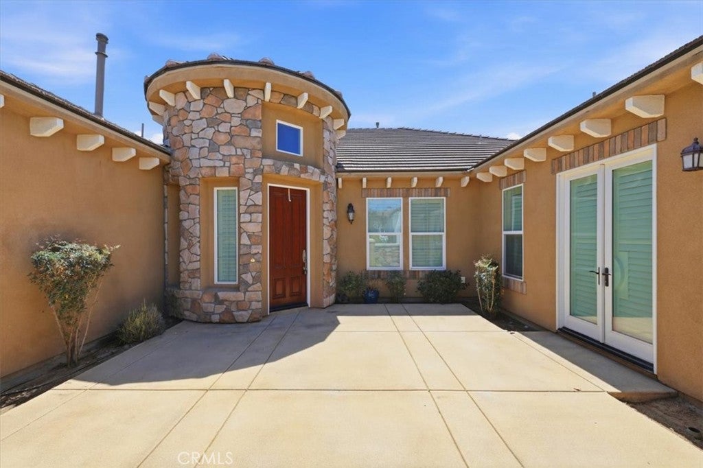 3086 Crystal Ridge Lane