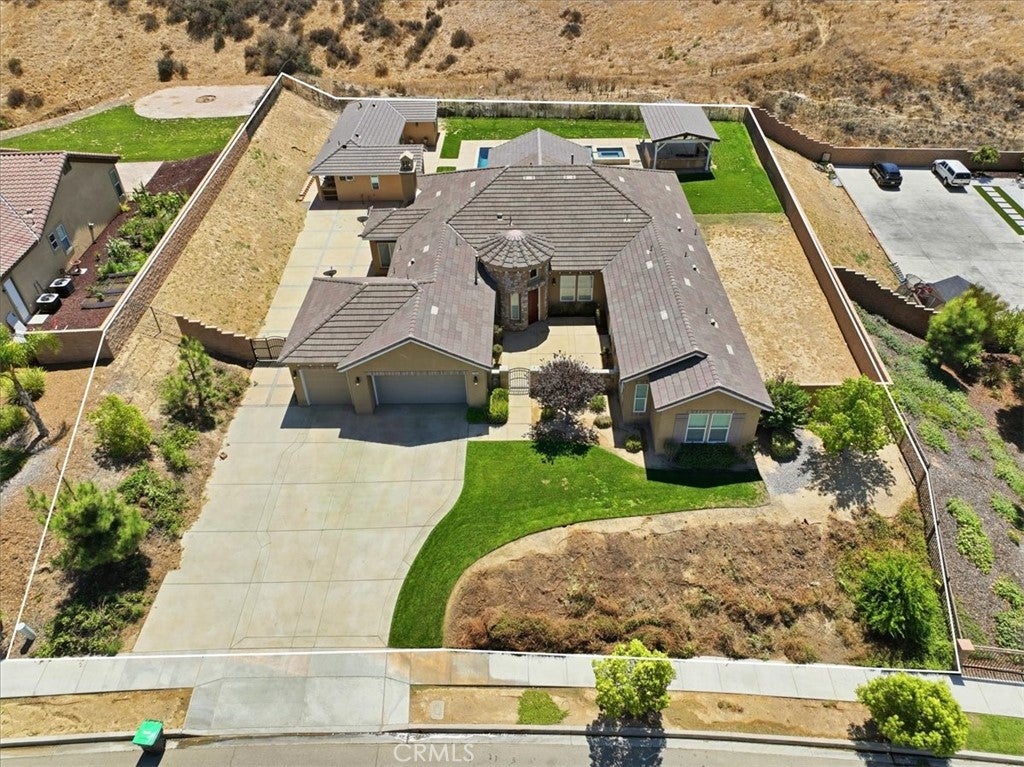 3086 Crystal Ridge Lane
