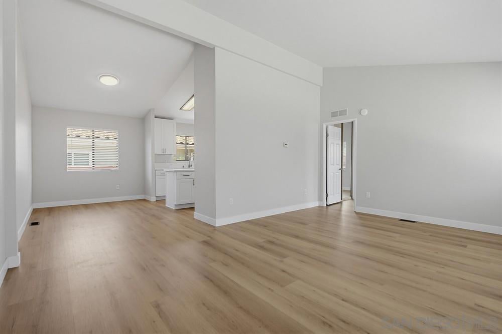 14955 Avenida Venusto 86