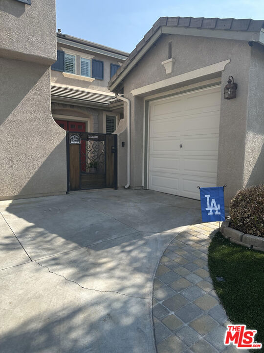 23272 Alta Oaks Drive