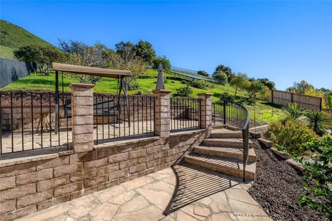Tiny photo for 4584 Spanish Oaks Drive Dr, San Luis Obispo, CA 93401 (MLS # SC25273131)