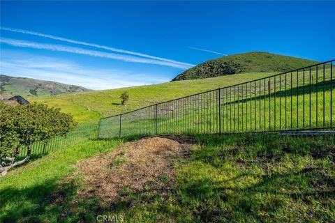 Tiny photo for 4584 Spanish Oaks Drive Dr, San Luis Obispo, CA 93401 (MLS # SC25273131)