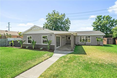 Photo of 1064 E La Verne Avenue, Pomona, CA 91767 (MLS # CV25194536) Photo of 1064 E La Verne Avenue, Pomona, CA 91767 (MLS # CV25194536)