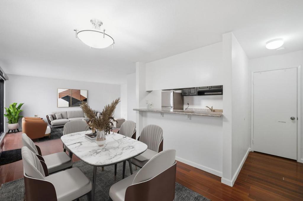 1 Appian Way 714-5