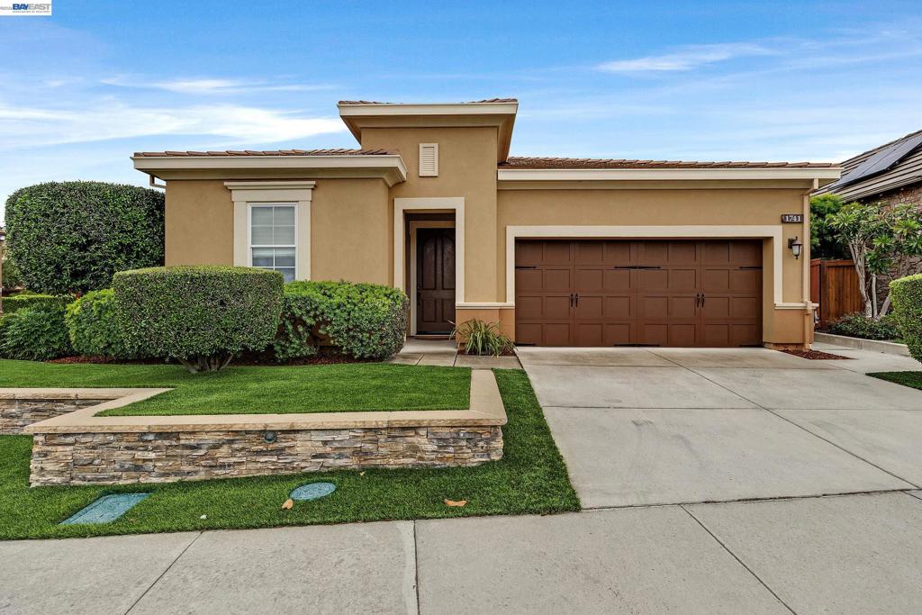 1741 Chardonnay Ln