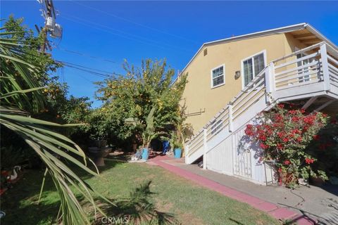 Photo of 14434 Vose Street #1/2, Van Nuys, CA 91405 (MLS # DW26044294)