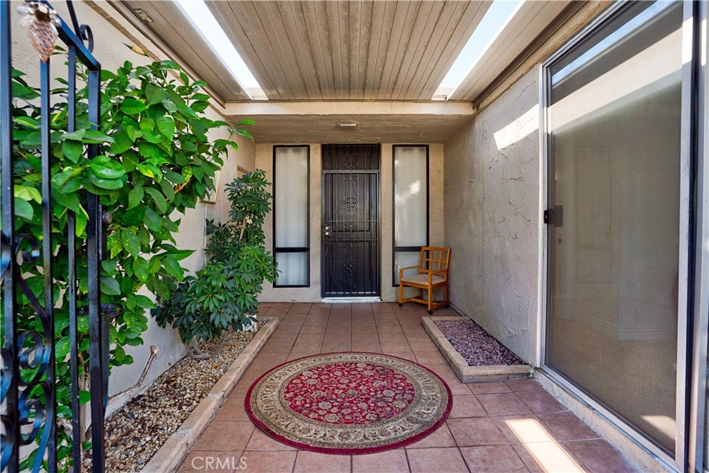 28372 Paseo Grande