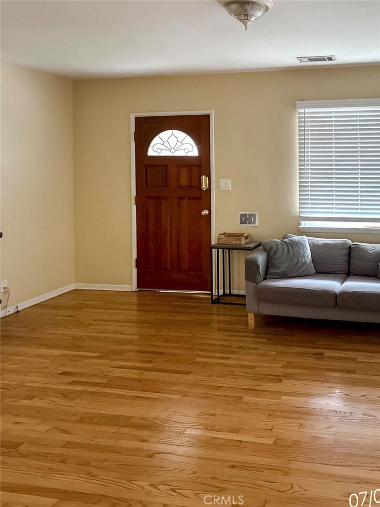 826 N Orange