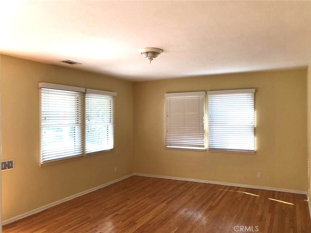 826 N Orange