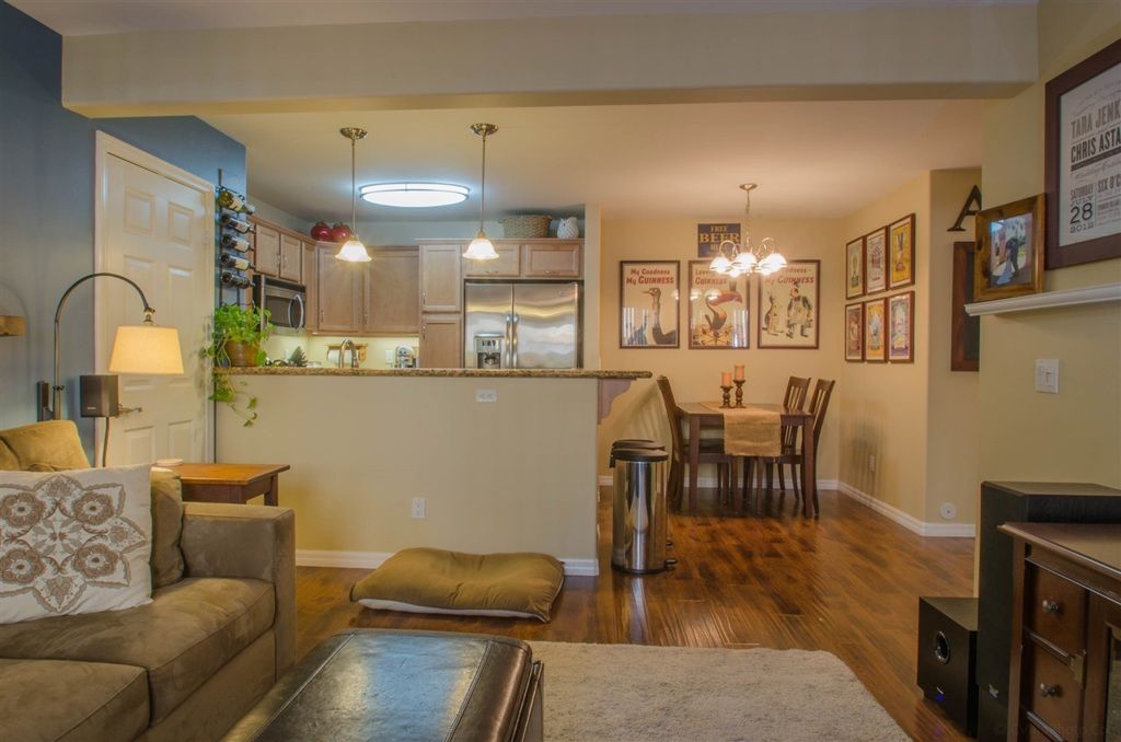 listing image 130728179643444515429