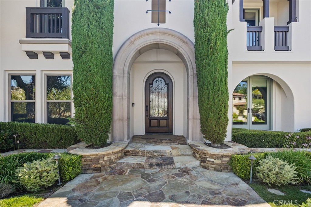 15 Long View Road
